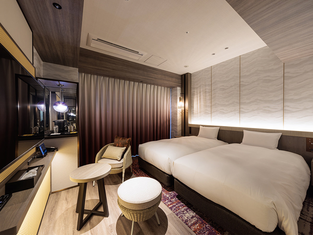 ���T��z�e�� ���كX�^���_�[�h�c�C���C���[�W