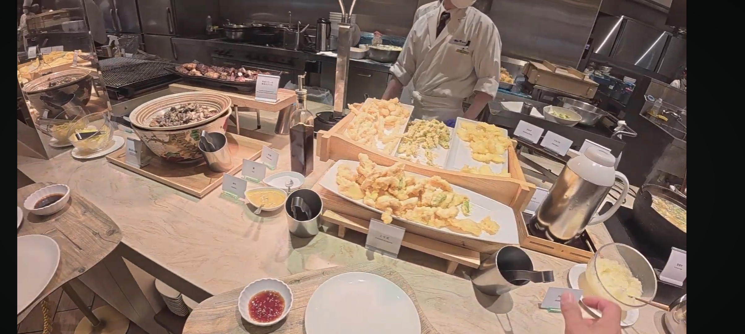 杉乃井ホテル　宙館・バイキングイメージ