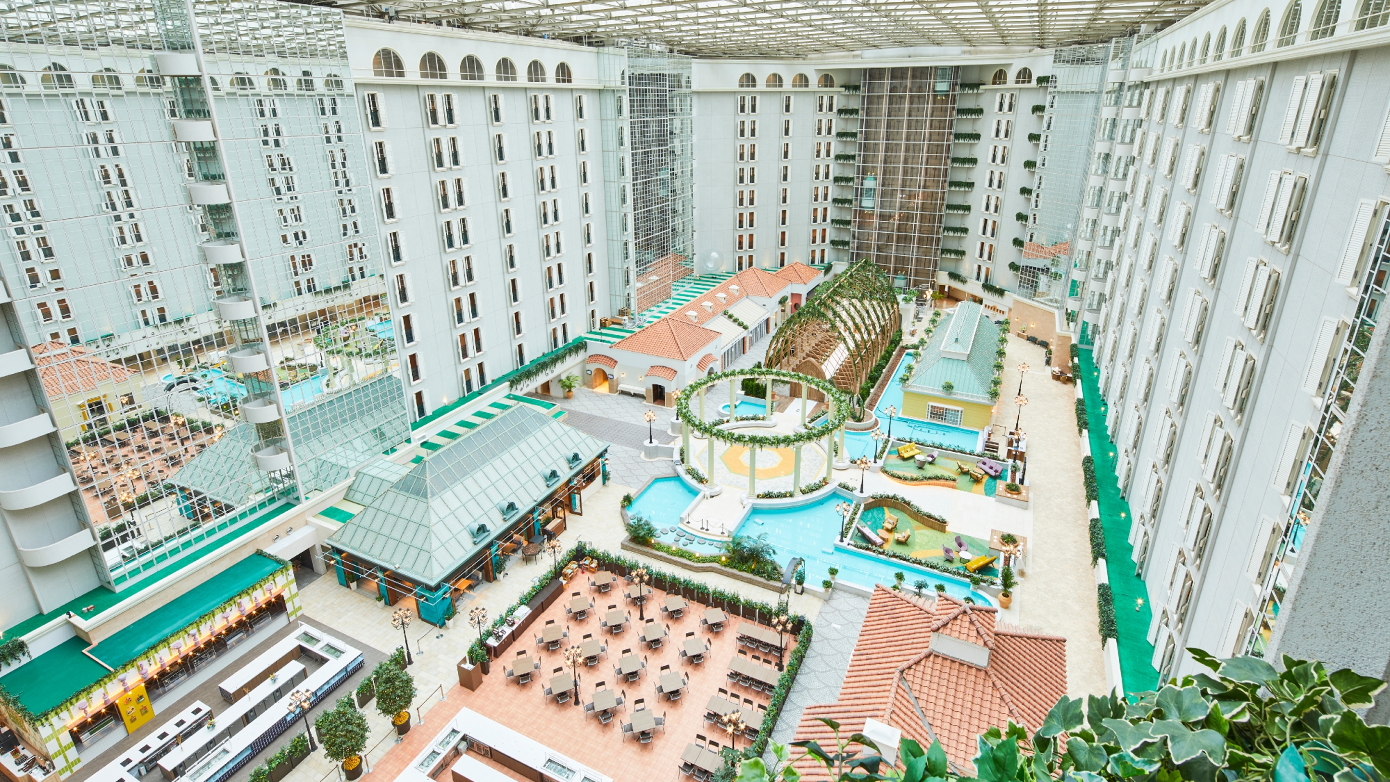 東京ディズニーリゾート直営ホテル6軒とオフィシャルホテル6軒の計12館を徹底比較イメージ